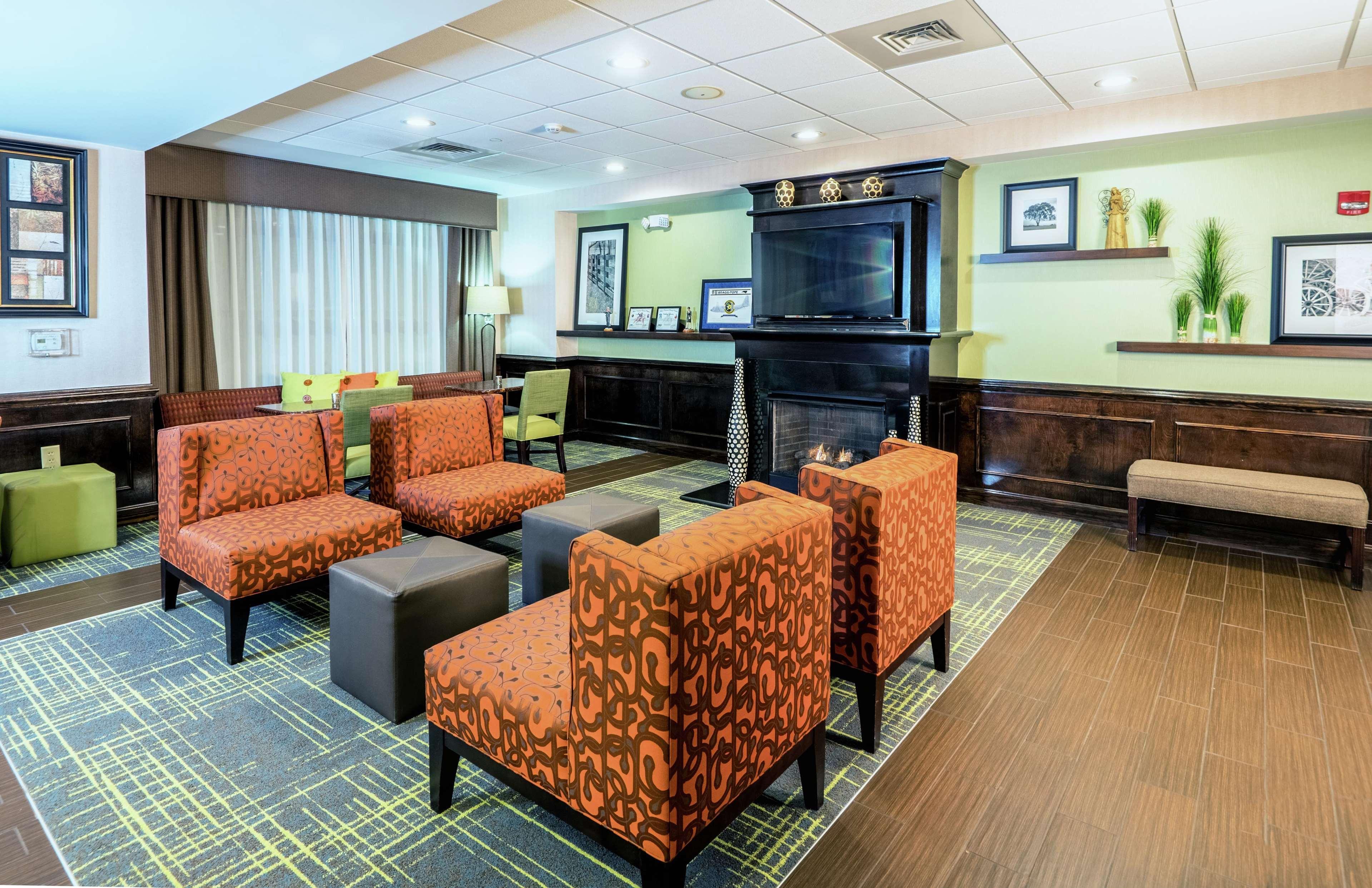 Hampton Inn Spring Lake Fayetteville Exterior foto