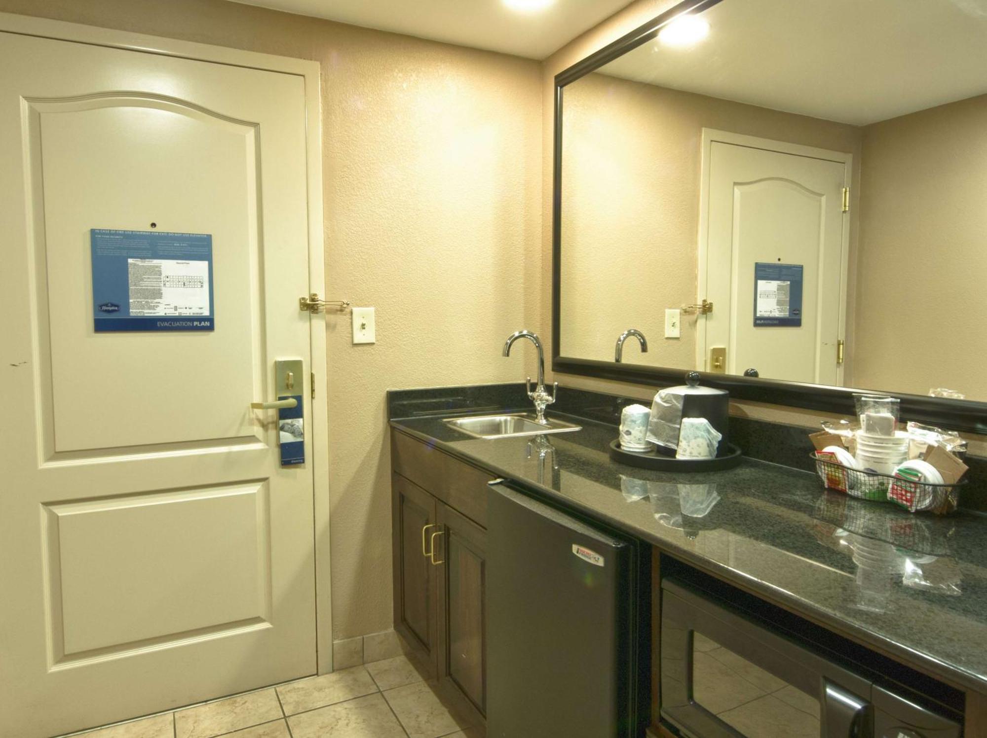 Hampton Inn Spring Lake Fayetteville Exterior foto